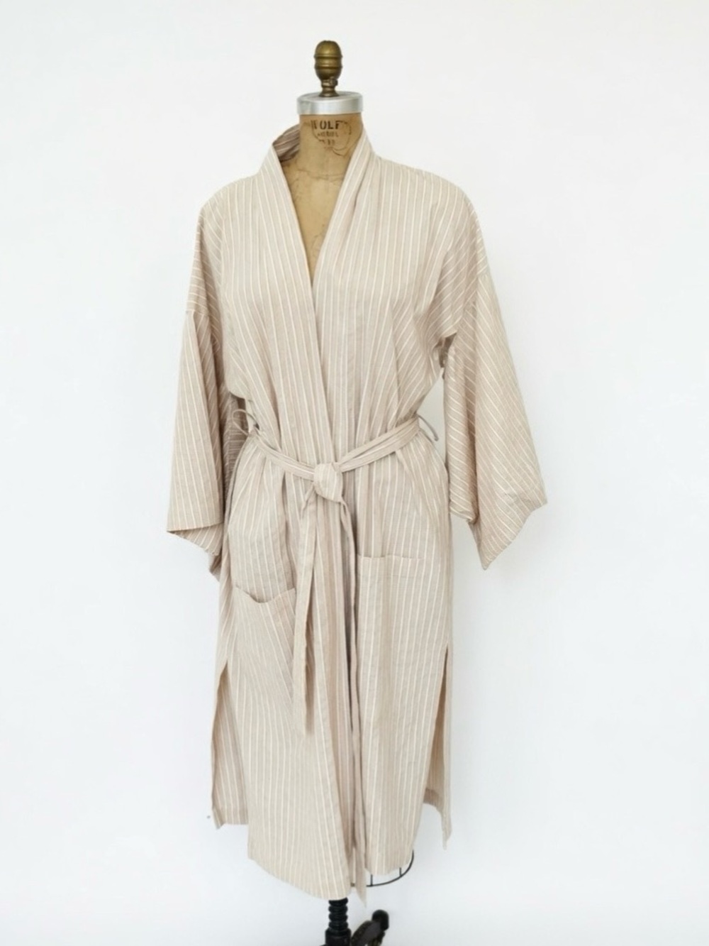 ELSE Light Beige Pinstripe Kimono Robe.